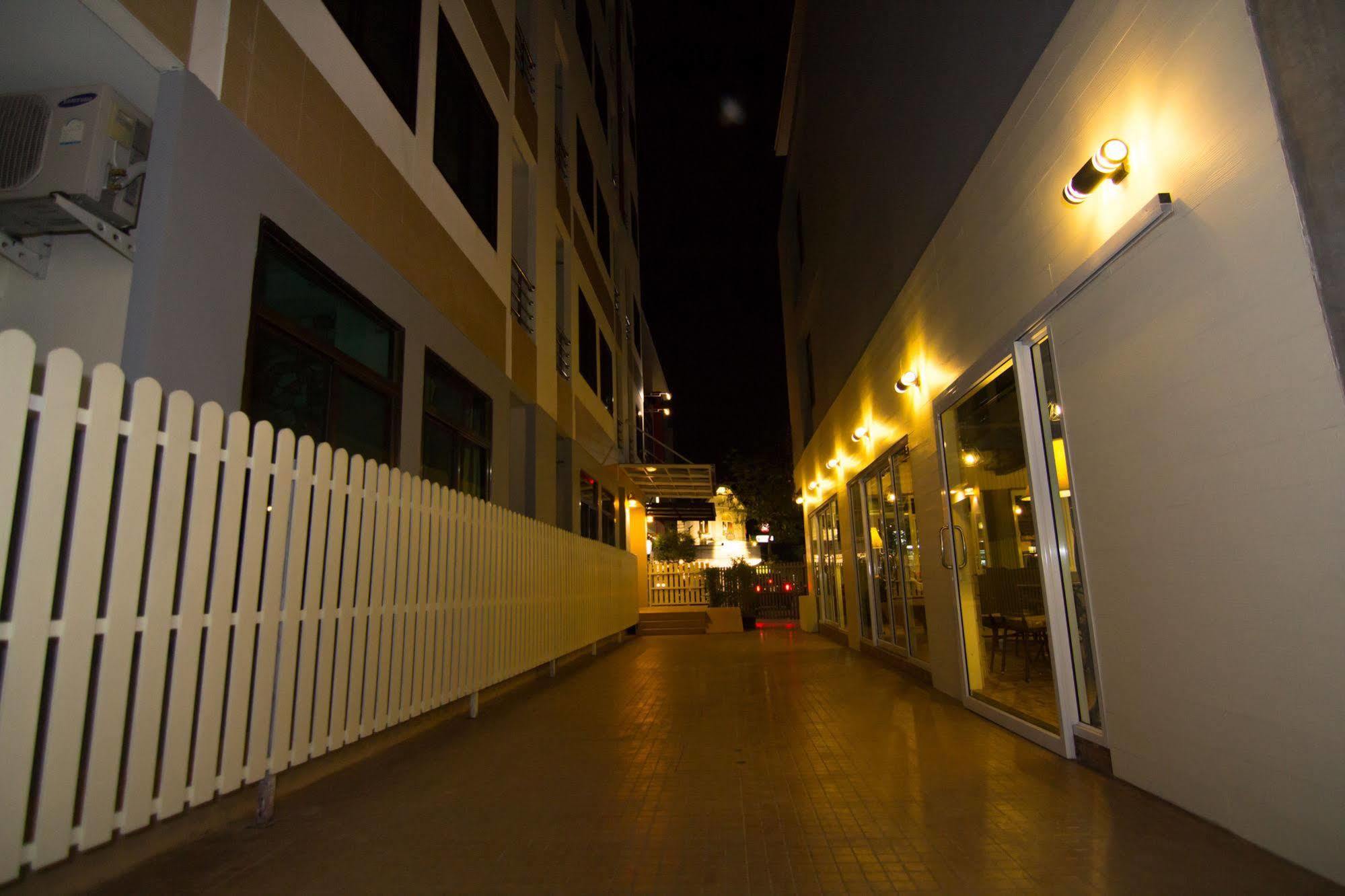 Prajaktra City Hostel Ούντον Τάνι Εξωτερικό φωτογραφία